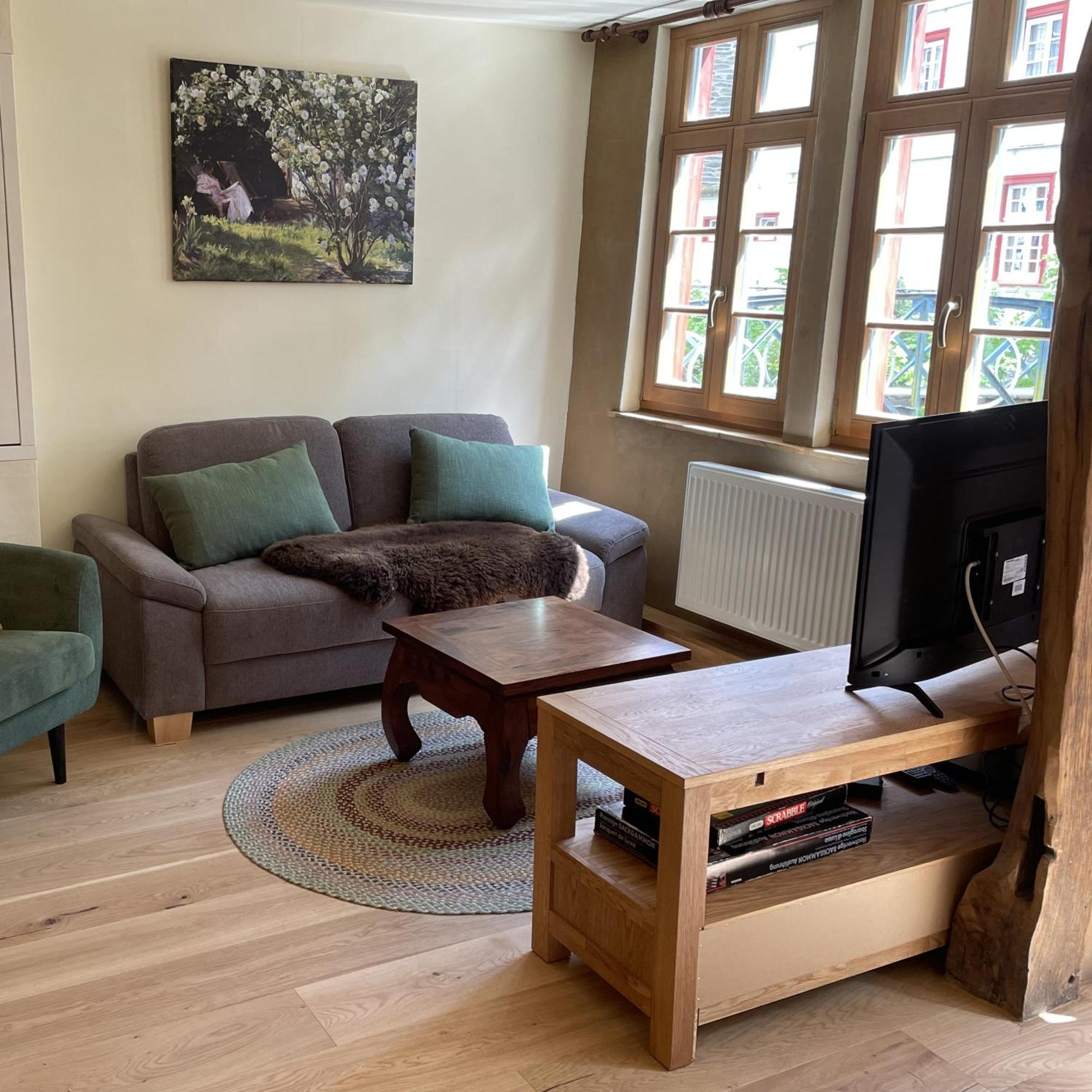Apartment Am Fluss Im Haus An Der Rur Моншау Екстериор снимка