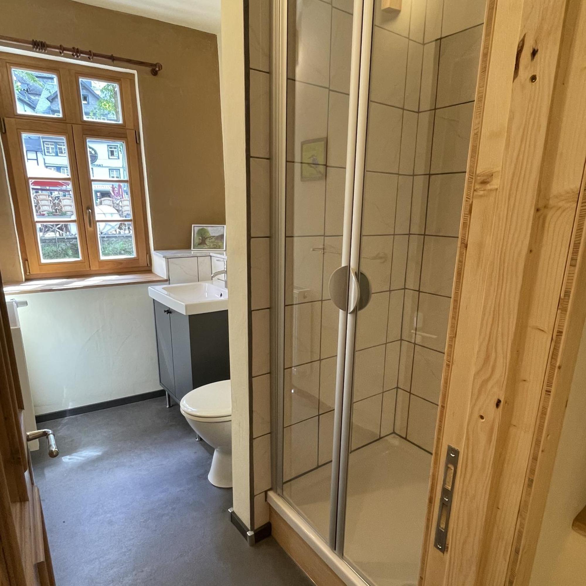 Apartment Am Fluss Im Haus An Der Rur Моншау Екстериор снимка