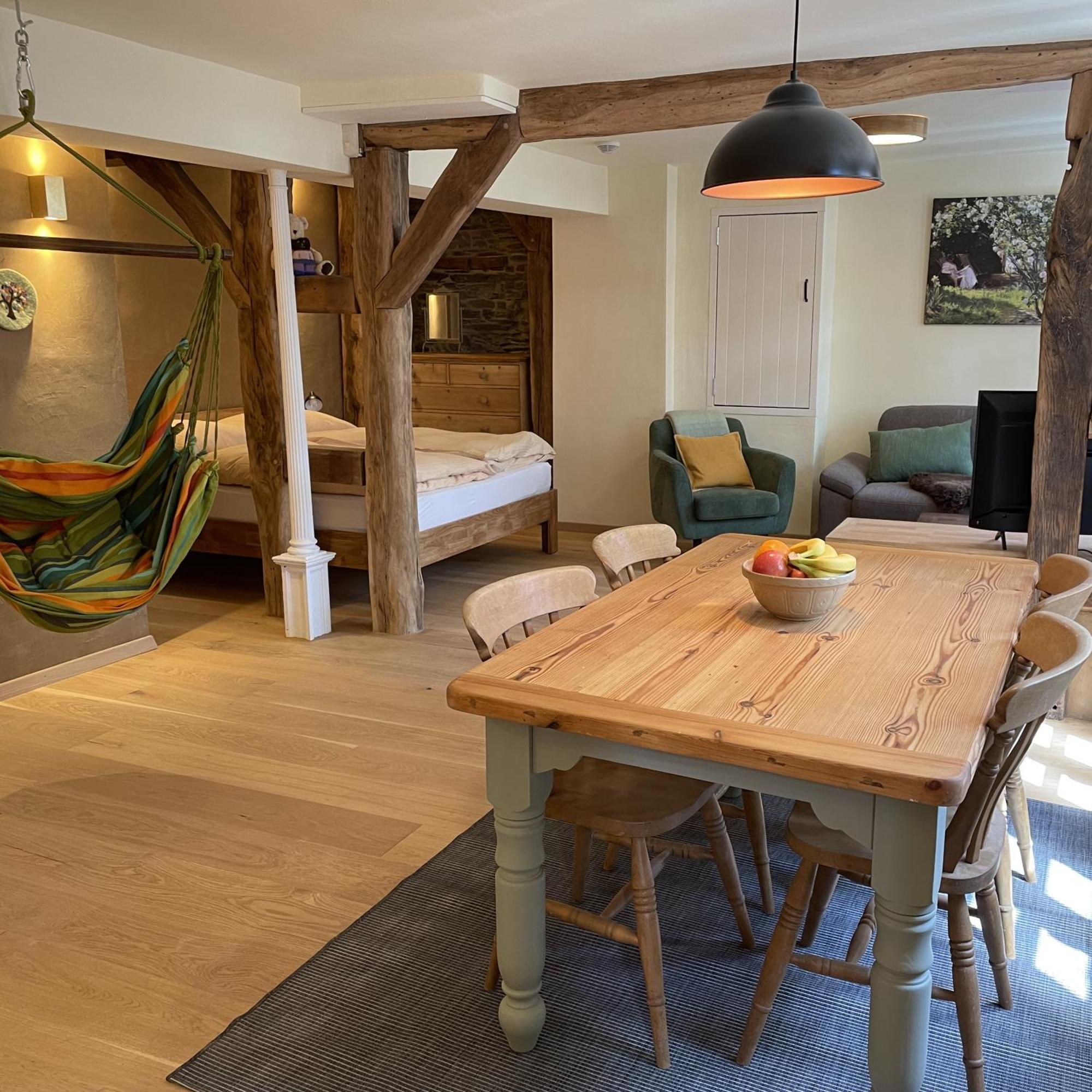 Apartment Am Fluss Im Haus An Der Rur Моншау Екстериор снимка